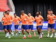 离谱！风云突变成都蓉城今夜状态回暖山东泰山完成体检备战意大利杯，赛后利物浦调整名单以备德甲的简单介绍