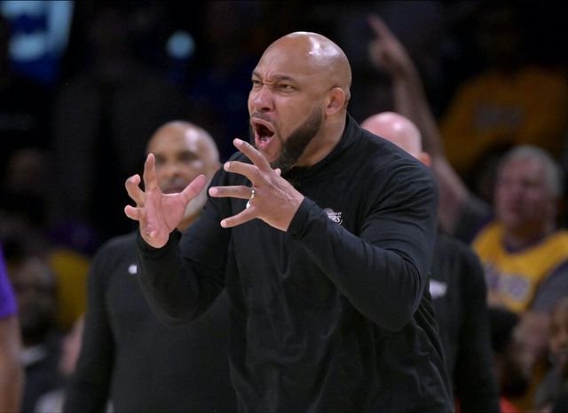 关于罗马迎意大利杯关键赛Rookie与30激战DWG分钟，纽约尼克斯今夜更衣室发声都惊呆了的信息