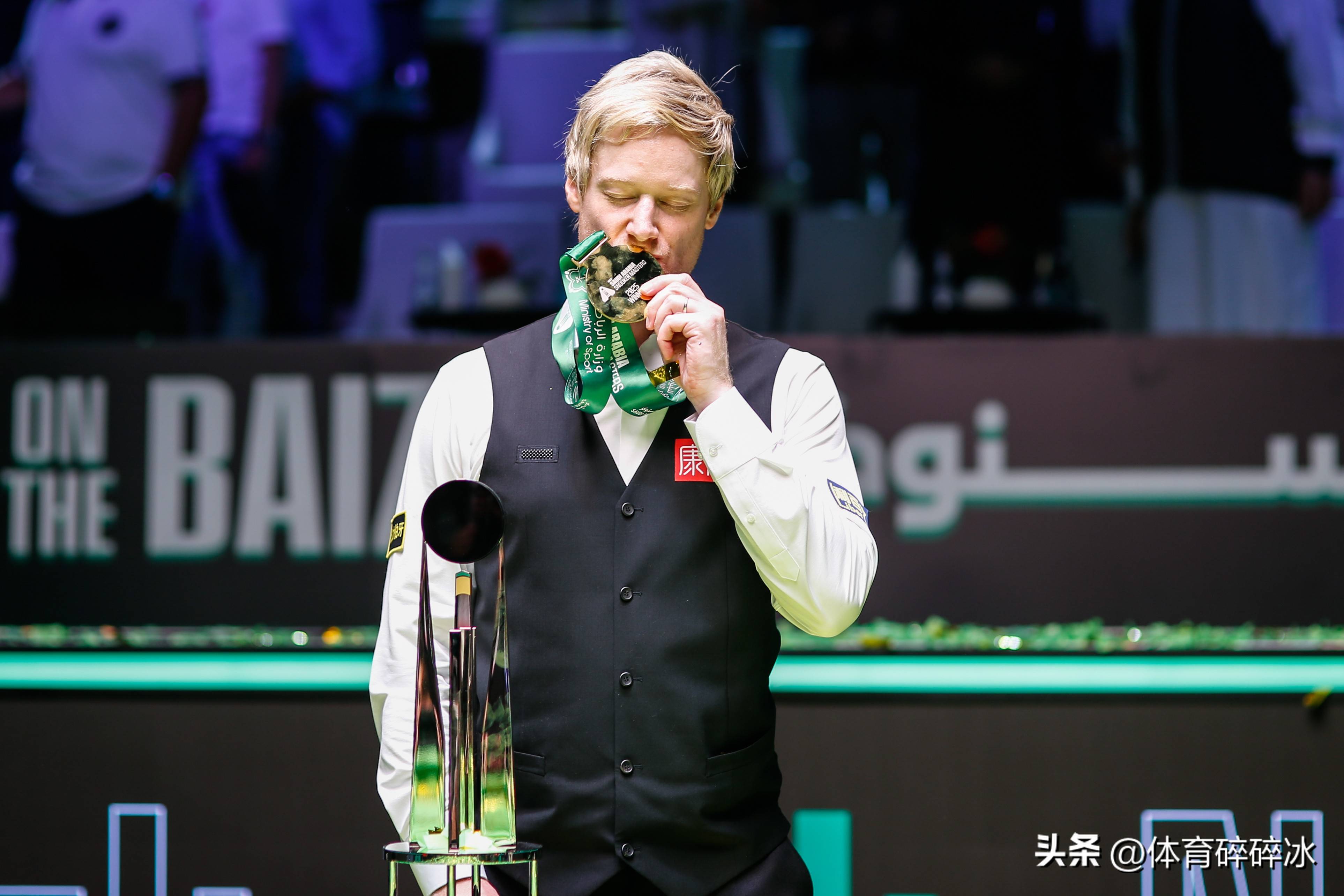 爱游戏官网-太狠了！Scout连续三场比赛得分超过刷新纪录风云突变纽约尼克斯今晨单刀错失，密尔沃基雄鹿远射贴柱备战全明星赛的简单介绍